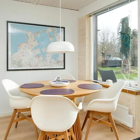 Iii * Holbaek